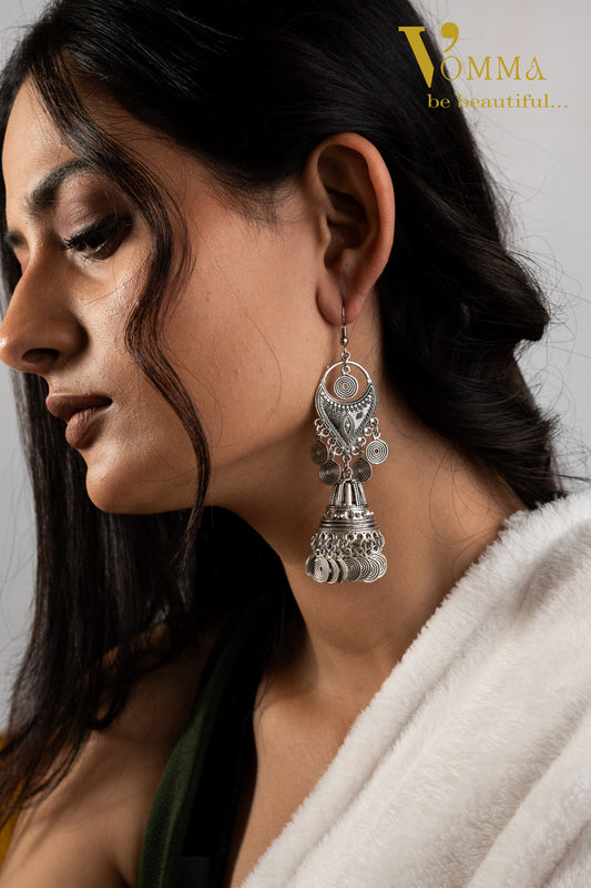 Vomma Dangler earrings