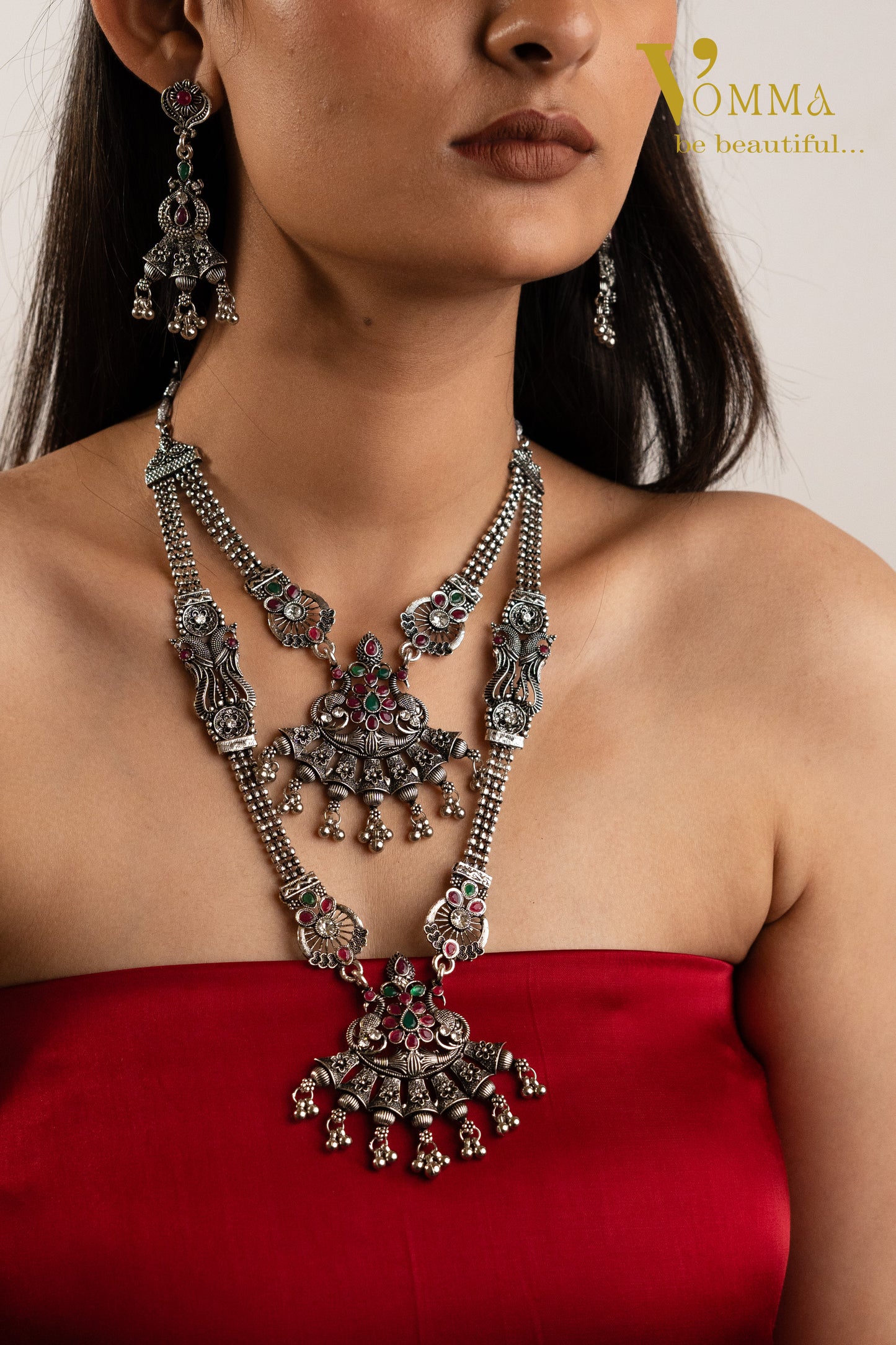Vomma Double layered Long Necklace with Earrings