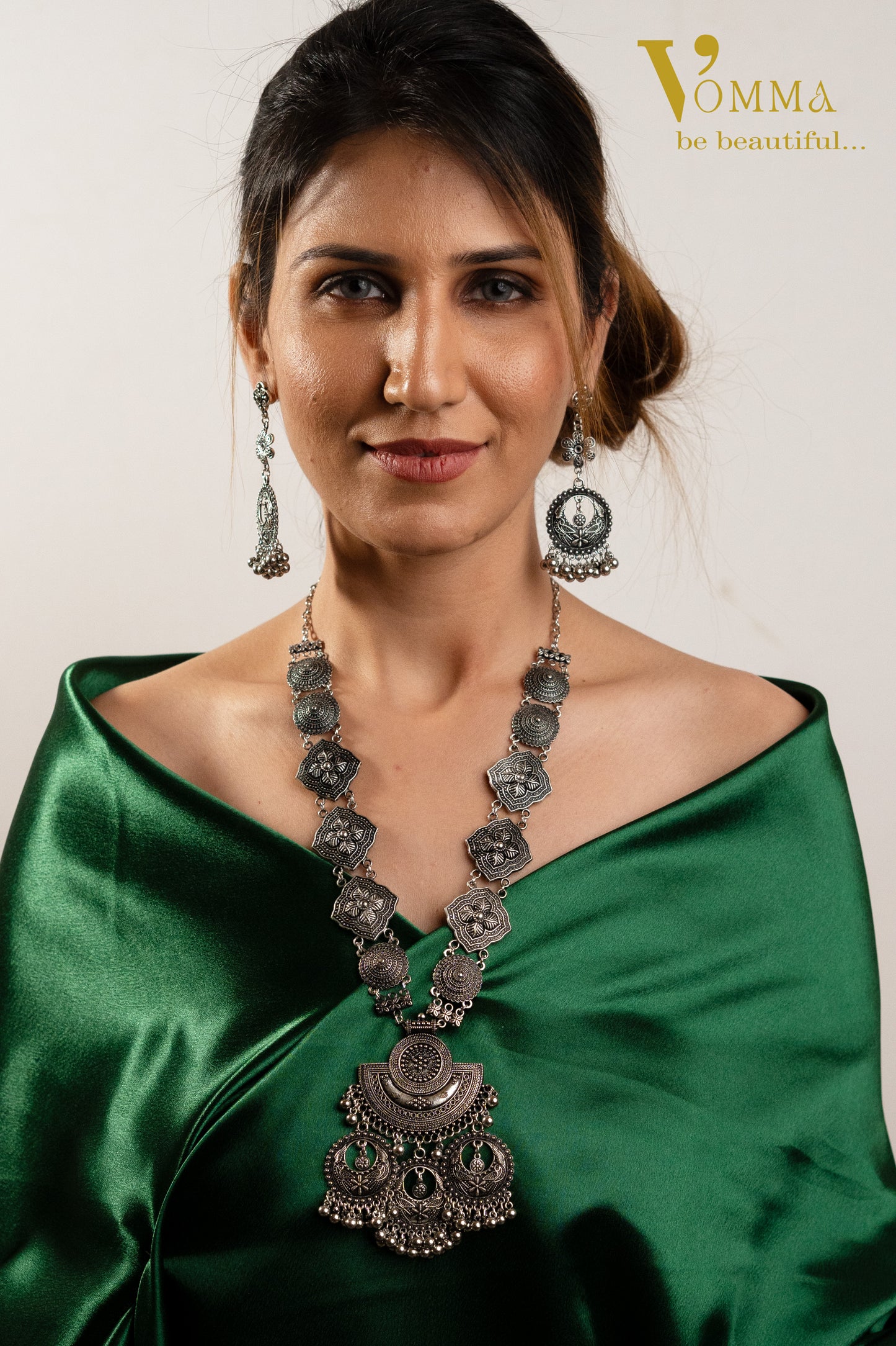 Vomma Oxidised Long Necklace with Earrings