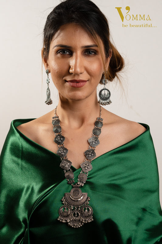 Vomma Oxidised Long Necklace with Earrings