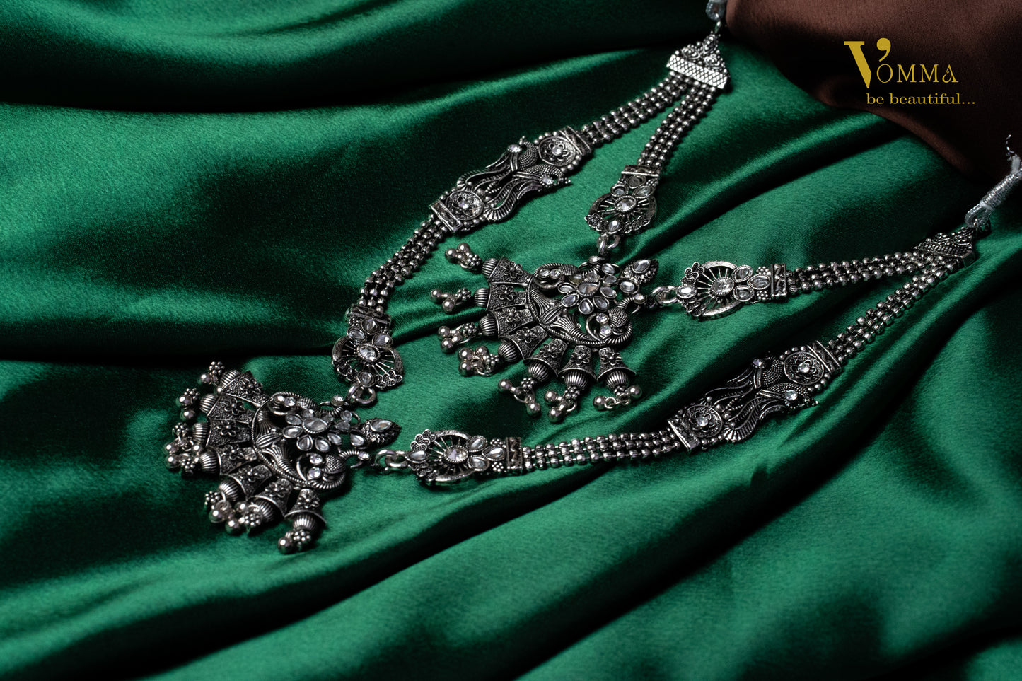 Vomma Double layered Long Necklace with Earrings