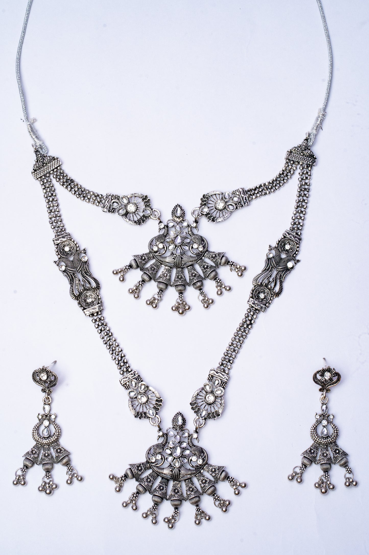 Vomma Double layered Long Necklace with Earrings