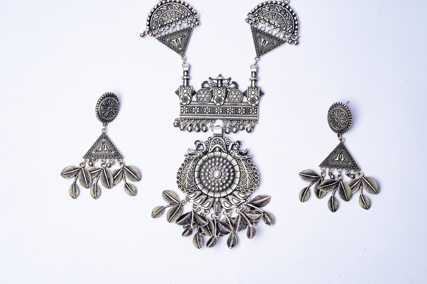 Vomma Long Oxidised necklace with Earrings