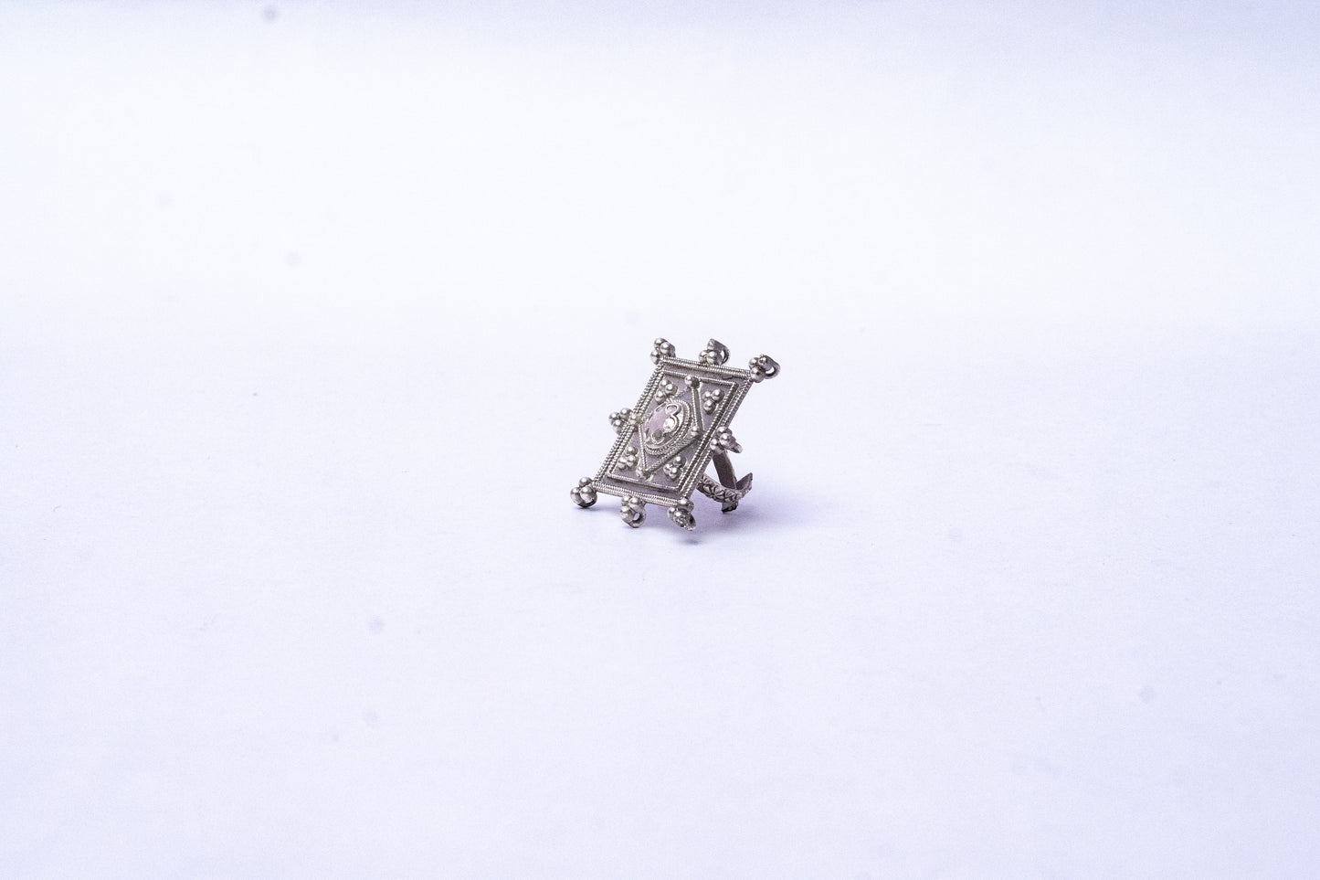 Square Oxidised ring