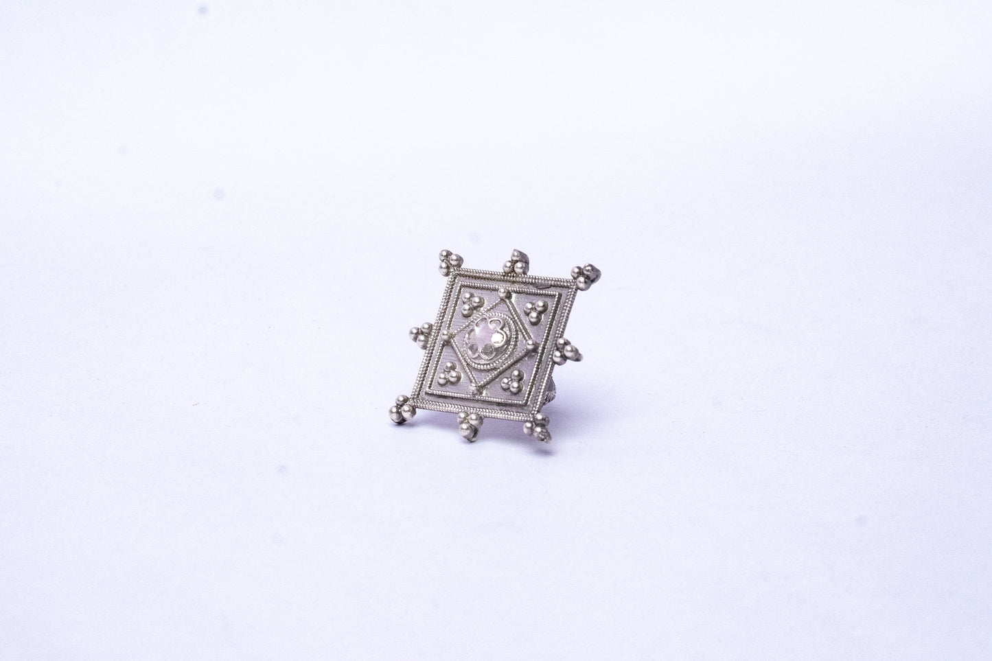 Square Oxidised ring