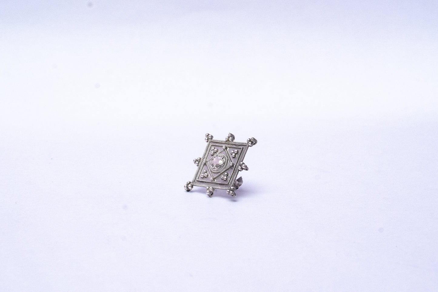 Square Oxidised ring