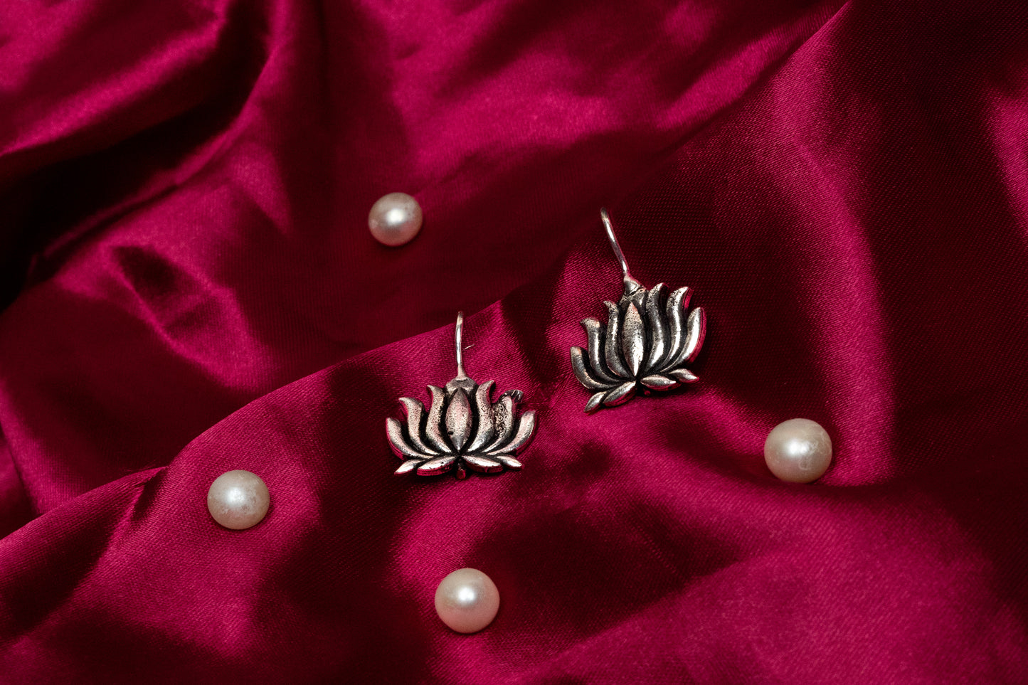 Vomma Lotus Earrings