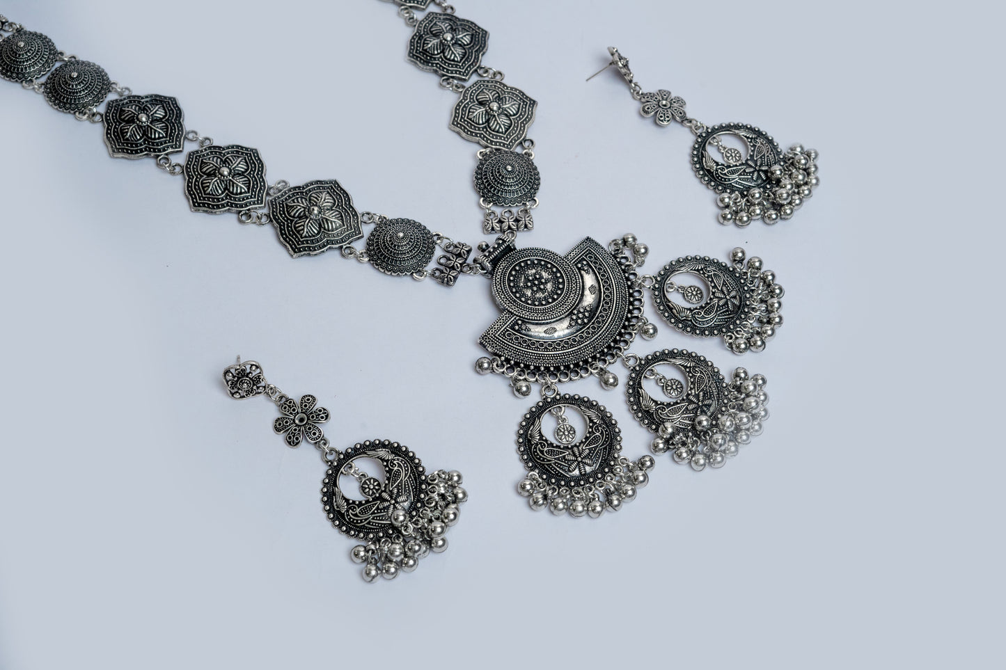Vomma Oxidised Long Necklace with Earrings
