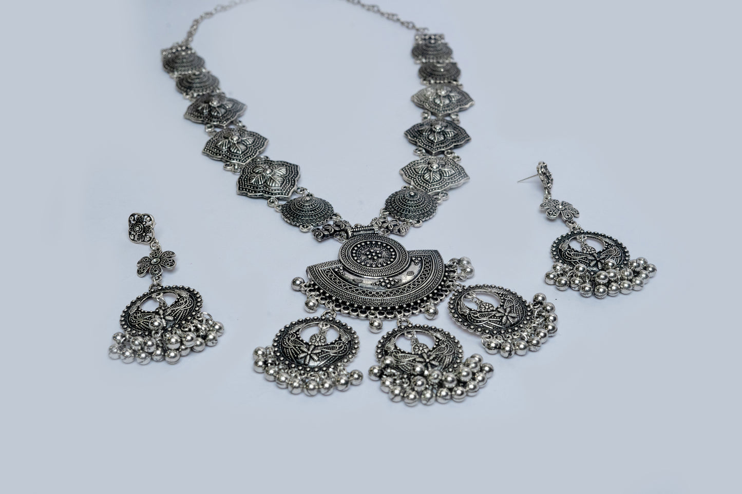 Vomma Oxidised Long Necklace with Earrings