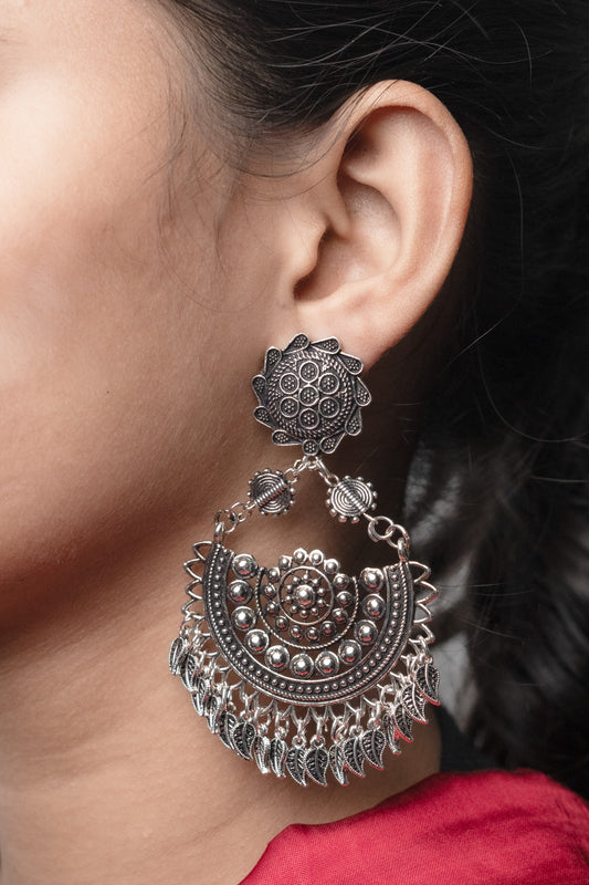 Vomma Chandbali Earrings