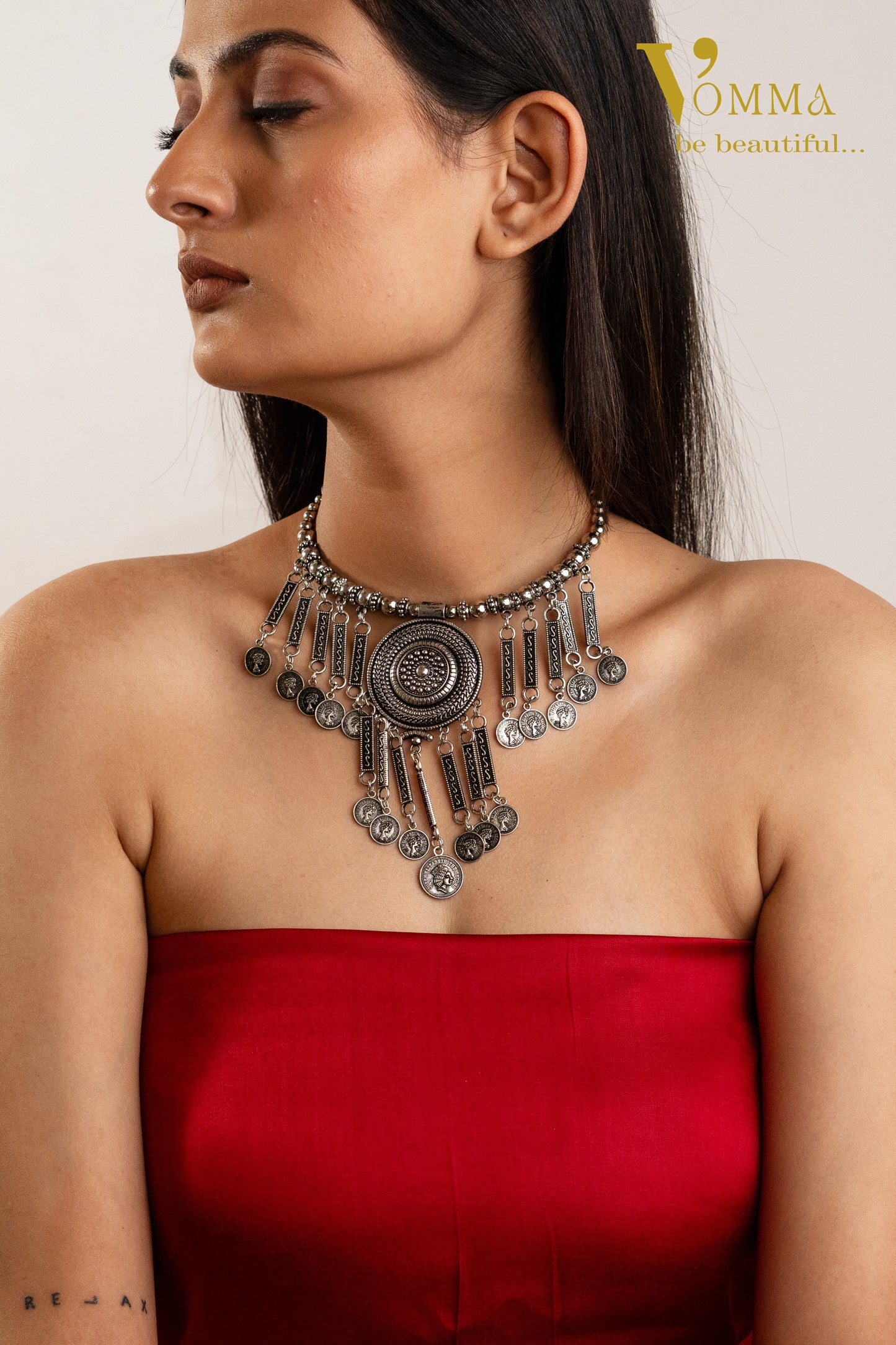 Vomma Coin Necklace with Earrings