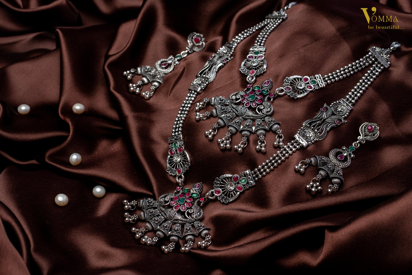 Vomma Double layered Long Necklace with Earrings