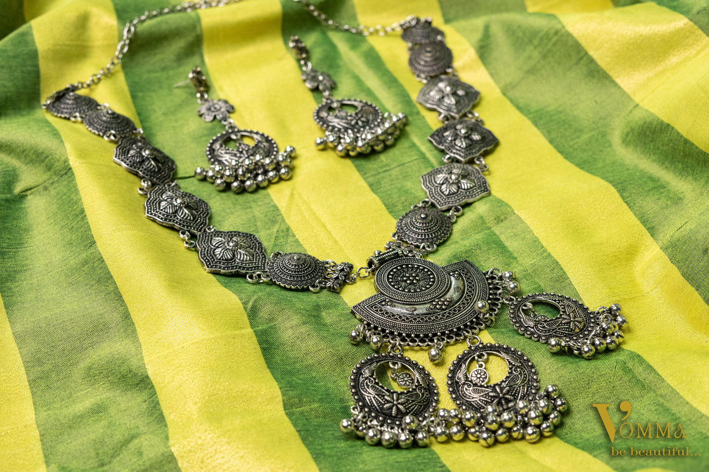 Vomma Oxidised Long Necklace with Earrings
